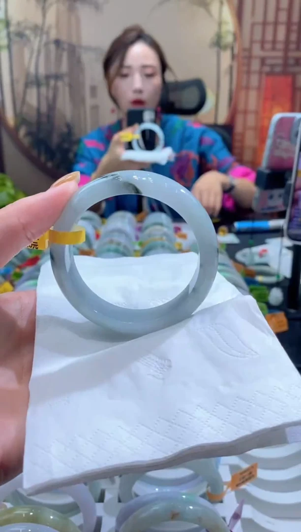 未镶嵌手镯翡翠000089340