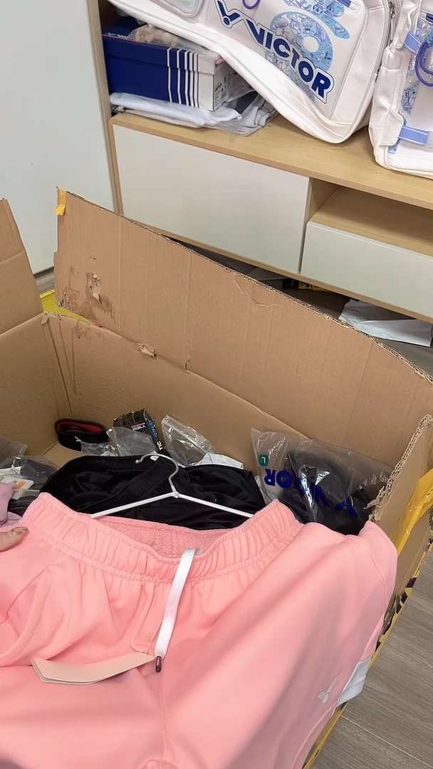 全新正品 粉色短裤XL