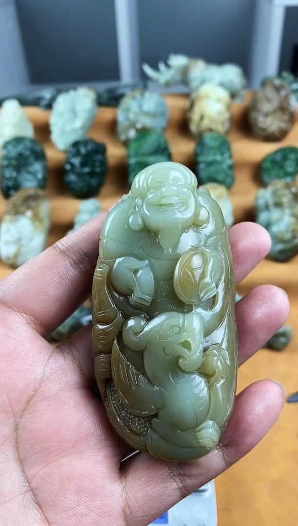 未镶嵌和田玉把件1