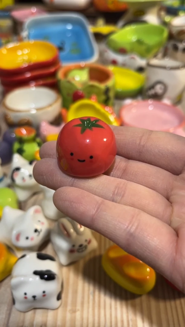 153手绘釉下彩微瑕陶瓷