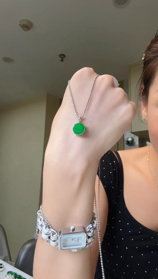 吊坠(不含链)银S925镶嵌翡翠天然翡翠吊坠