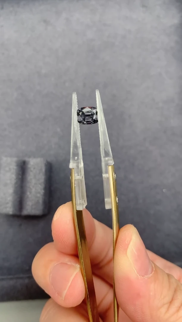裸石尖晶石1.4ct尖晶石  GD