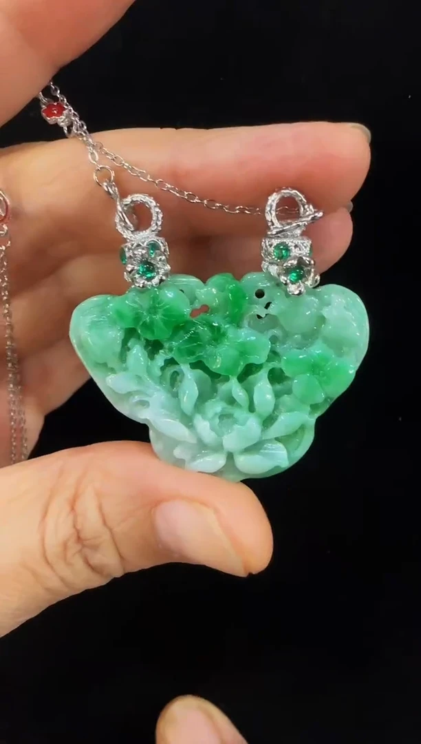 颈饰未镶嵌翡翠国风