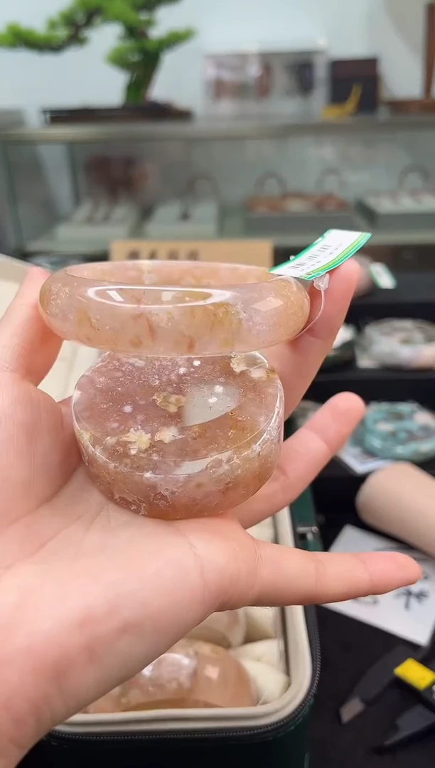 未镶嵌手镯石英质玉60圈口（赠品镯心）3691276