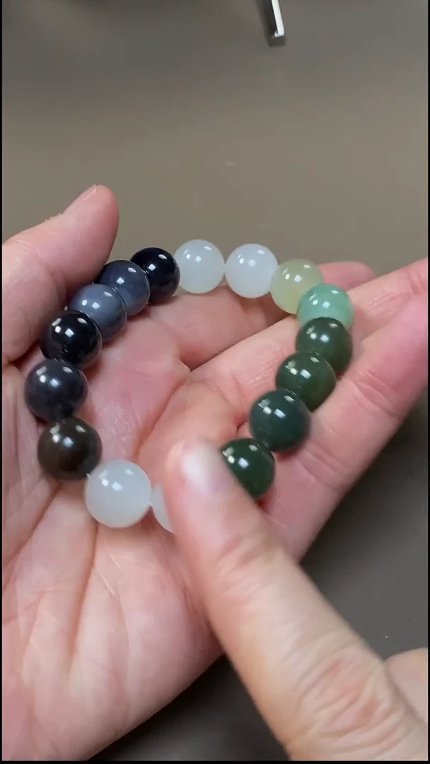 未镶嵌手链和田玉和田玉手串