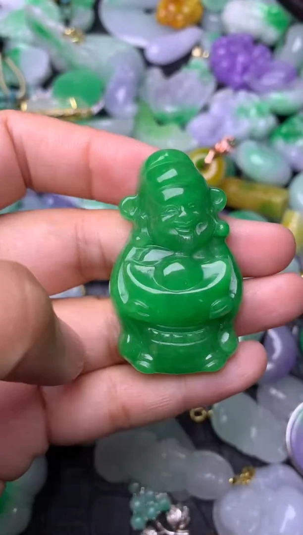 颈饰未镶嵌翡翠缅甸翡翠吊坠