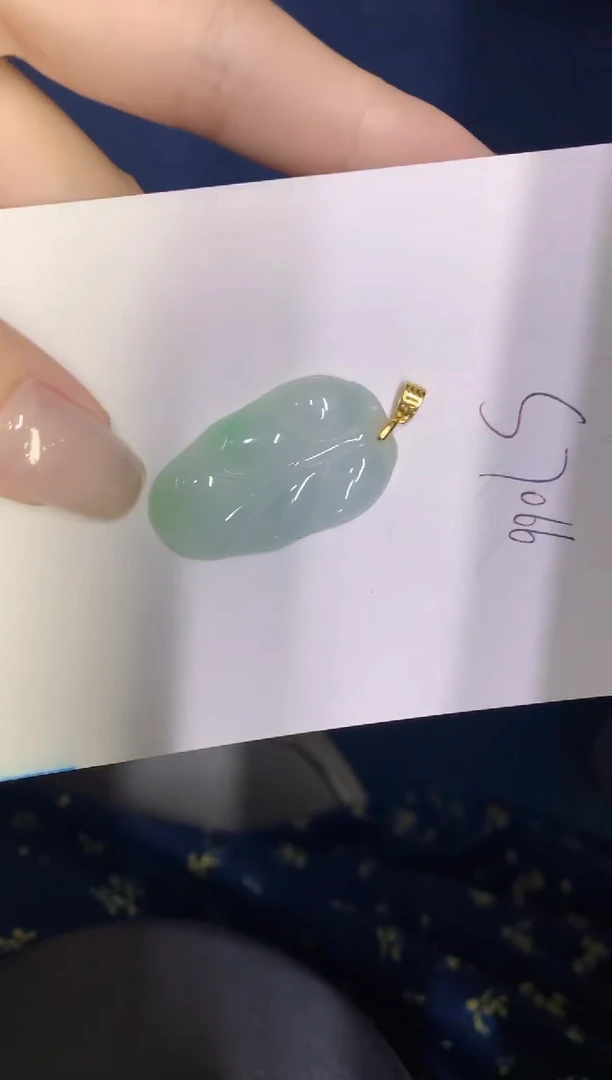 翡翠未镶嵌颈饰缅甸天然翡翠A货