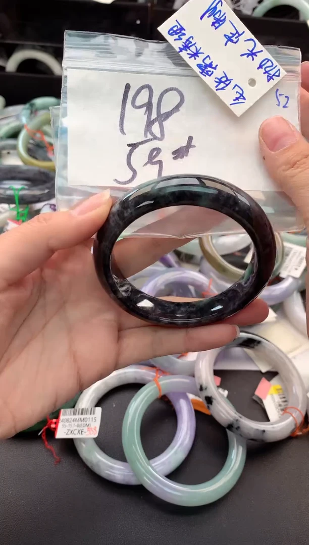 【闪购商品】定制翡翠未镶嵌毛货需精细抛光+多人