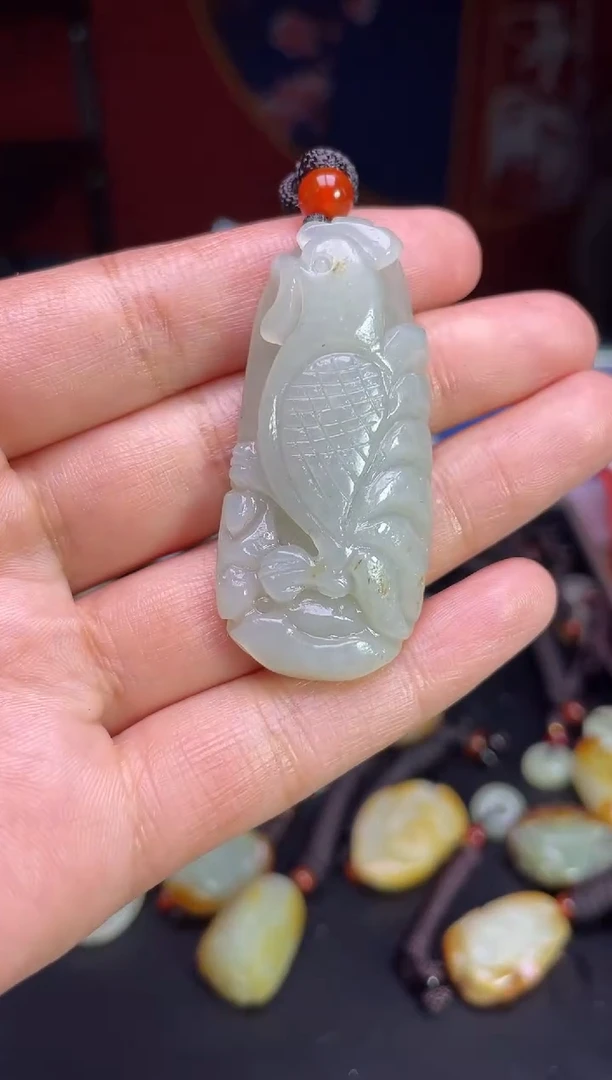 颈饰未镶嵌和田玉1