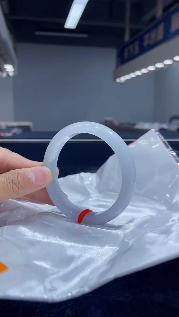 未镶嵌手镯翡翠23
