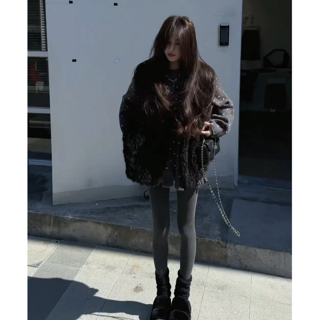 超火一整套2025秋冬新款时尚洋气减龄上衣马甲鲨鱼裤三件套