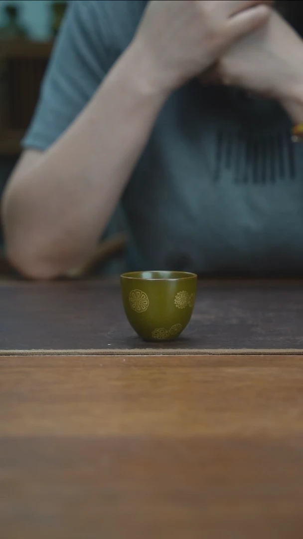 杯景德镇茶叶末皮球花一口杯