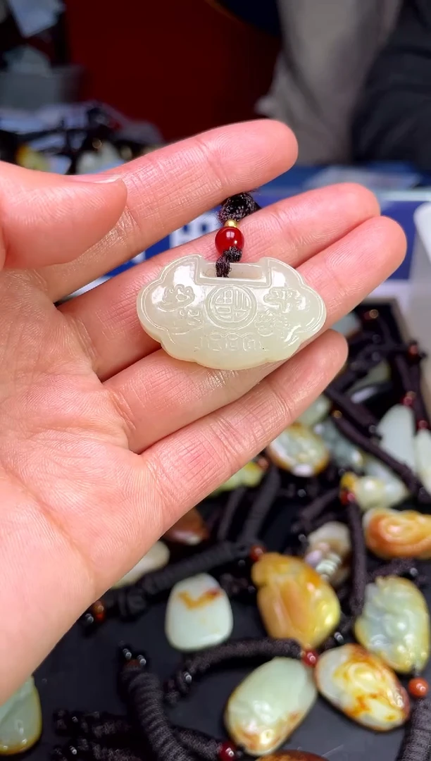 【闪购商品】和田玉颈饰未镶嵌123