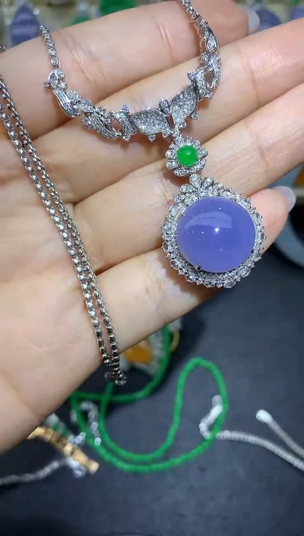 【闪购商品】翡翠颈饰18K金镶嵌634中国好珍宝