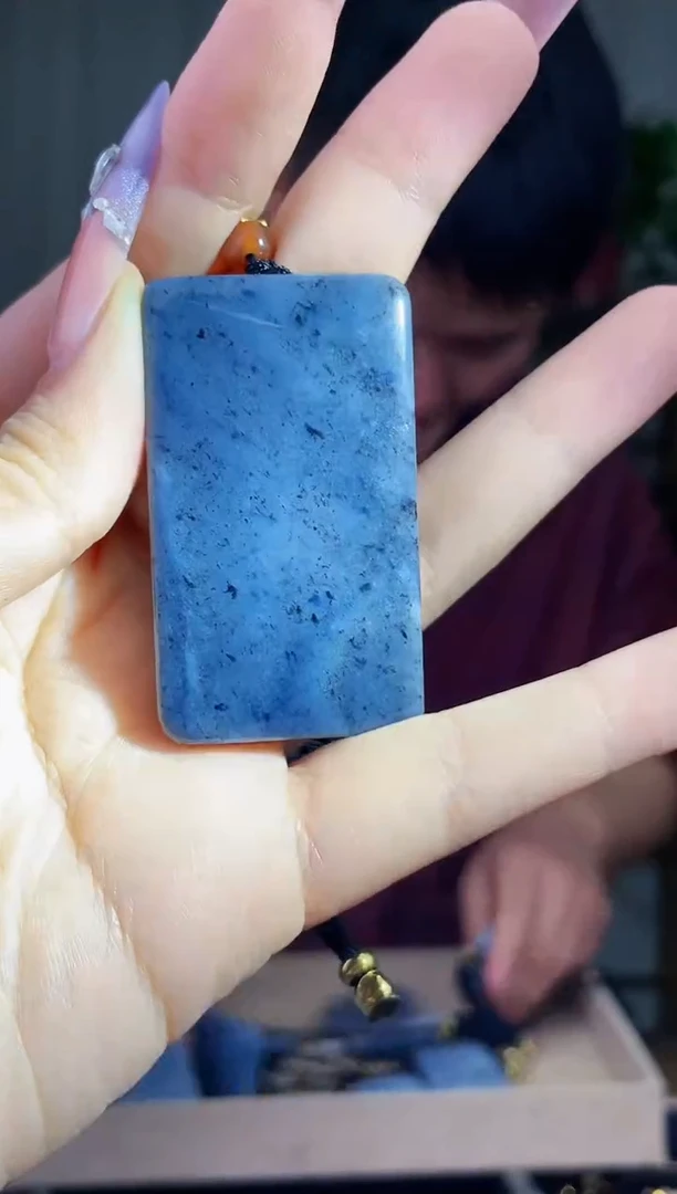 未镶嵌和田玉挂件拍一发一，多样性发货！