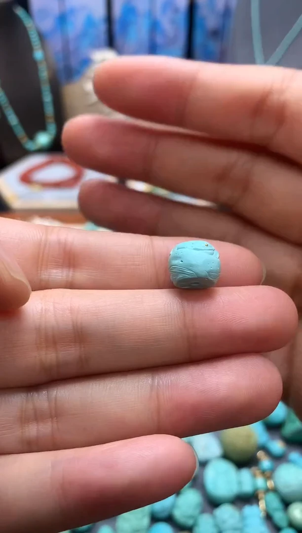 【闪购商品】绿松石挂件未镶嵌墩子