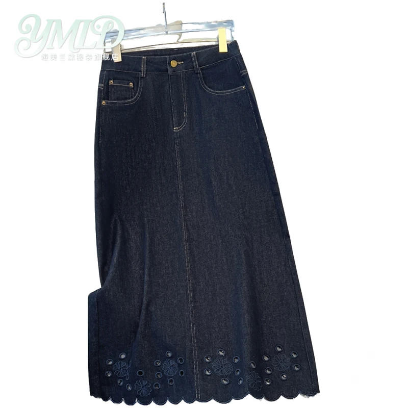 丹宁蓝a字牛仔裙半身裙女早秋2026新款垂感中长裙镂空刺绣直筒裙