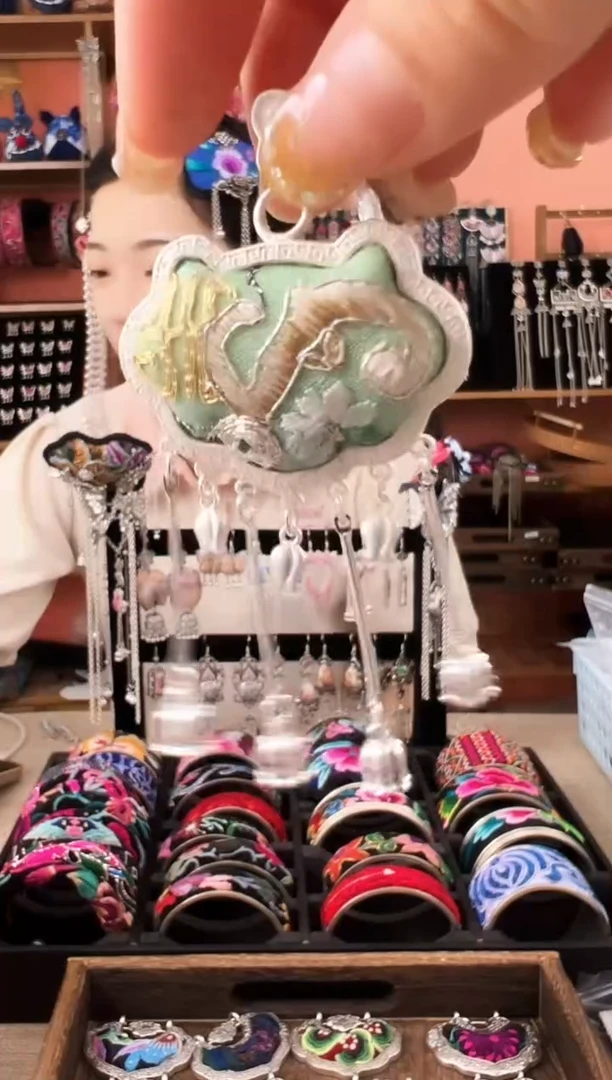 织绣艺枝独绣老绣饰品14