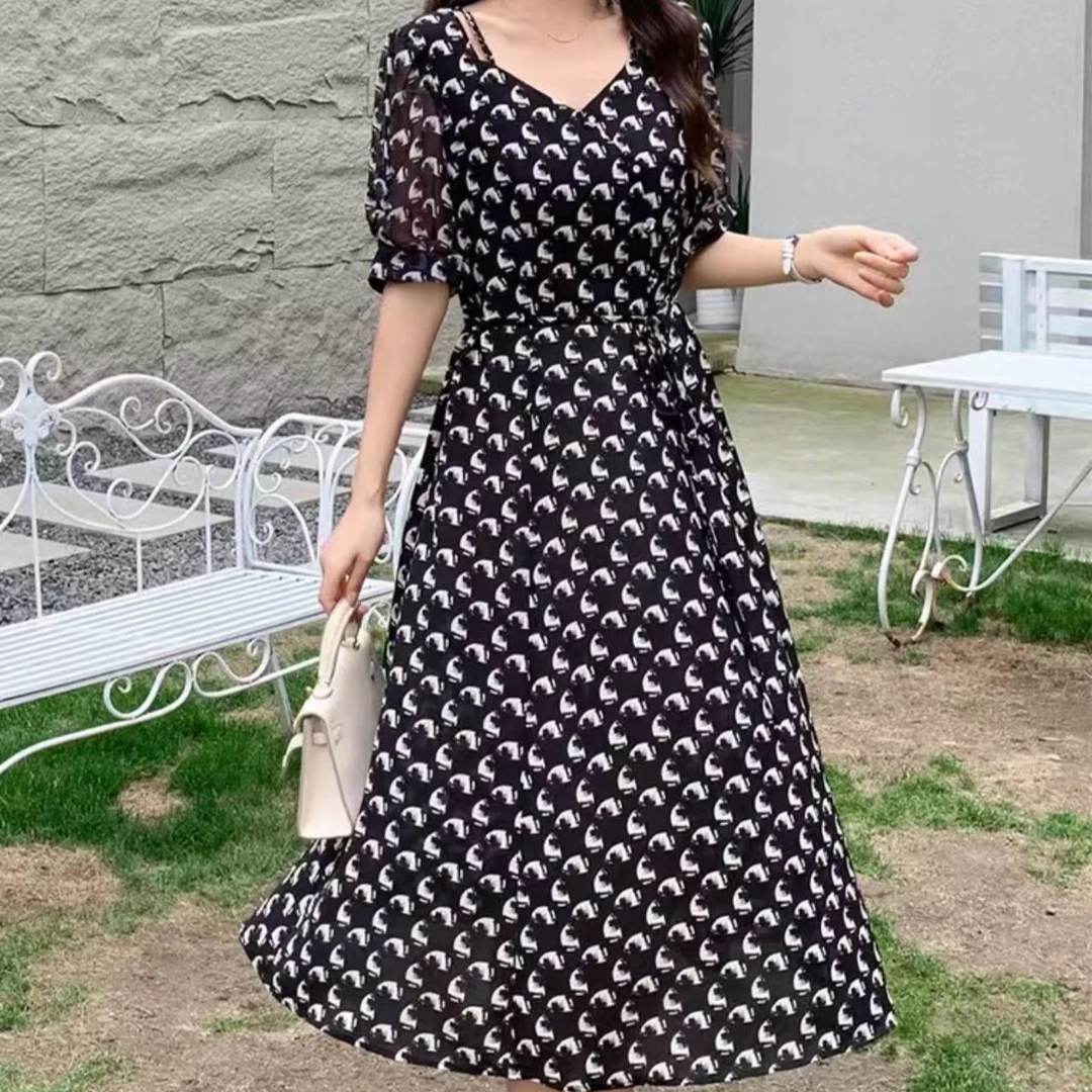 2025夏季新款时尚气质修身显瘦中长款连衣裙女显瘦黑色裙子