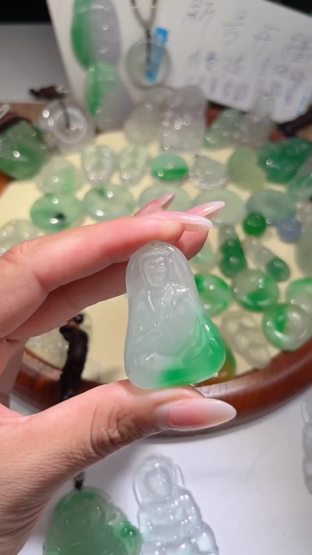 吊坠观音 （一物一拍 所见即所得）02