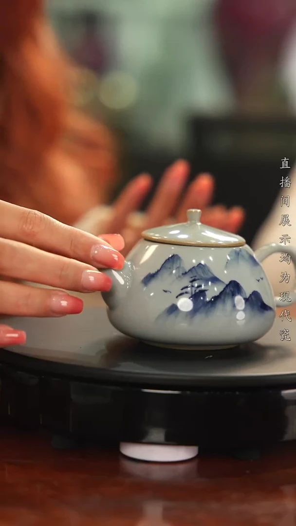 杯子瓷青花山水手绘茶壶（微瑕）