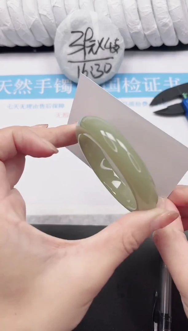 未镶嵌手镯石英质玉182-55DK