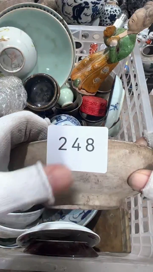 陶瓷x****u工艺品摆件0923248