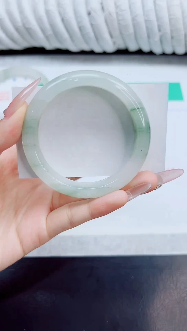 未镶嵌手镯石英质玉2/56.5