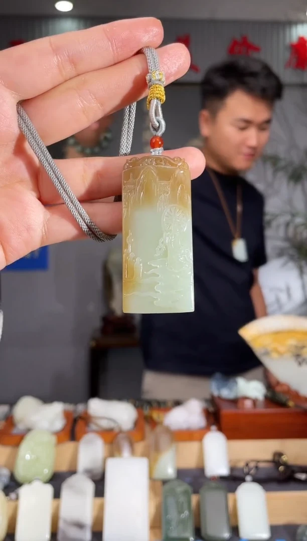 和田玉未镶嵌颈饰1