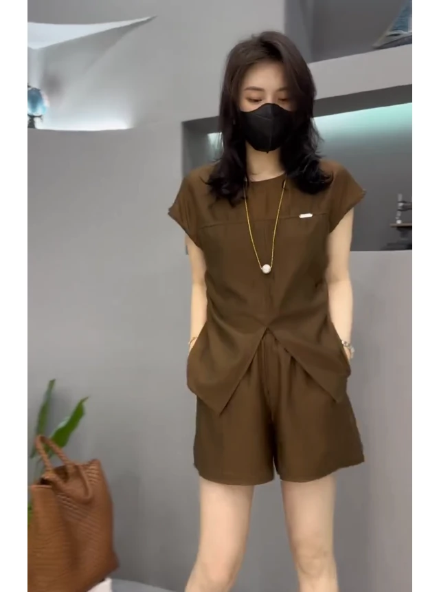 通勤休闲风时尚套装百搭宽松短裤休闲显瘦上衣时尚韩版连体裤