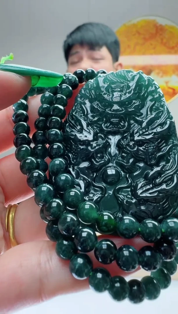 翡翠未镶嵌颈饰多样性随机发其一