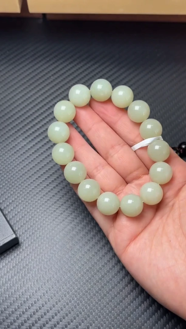 未镶嵌手串和田玉若羌微色差卡14mhM