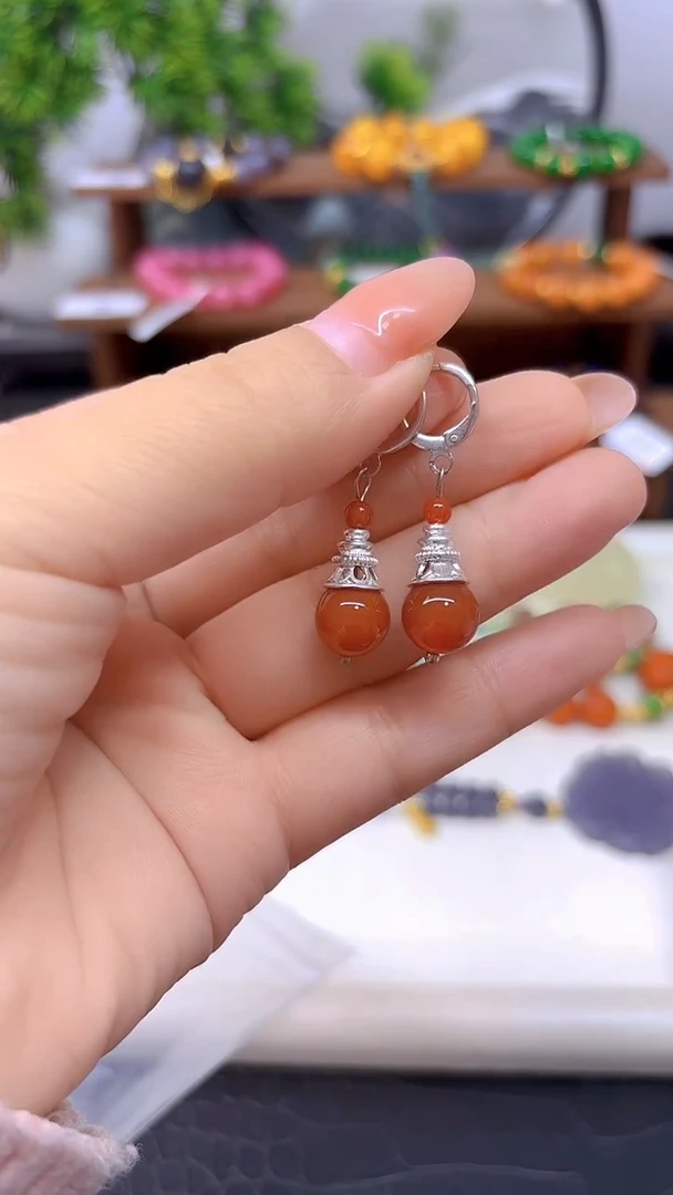 银S925镶嵌南红玛瑙耳饰E561