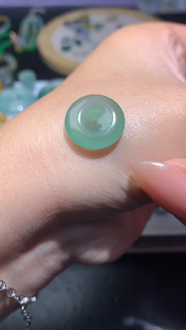 未镶嵌定制翡翠毛货