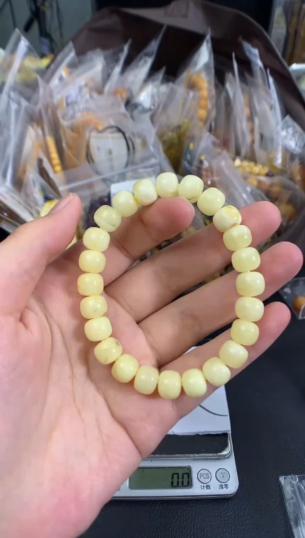 琥珀未镶嵌珠宝奇石1