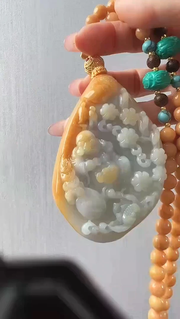 颈饰未镶嵌翡翠佛公