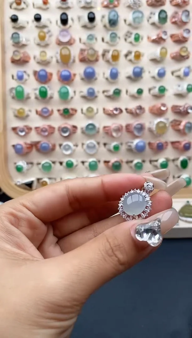 【闪购商品】翡翠颈饰银S925镶嵌缅甸天然A货翡翠333 4+5