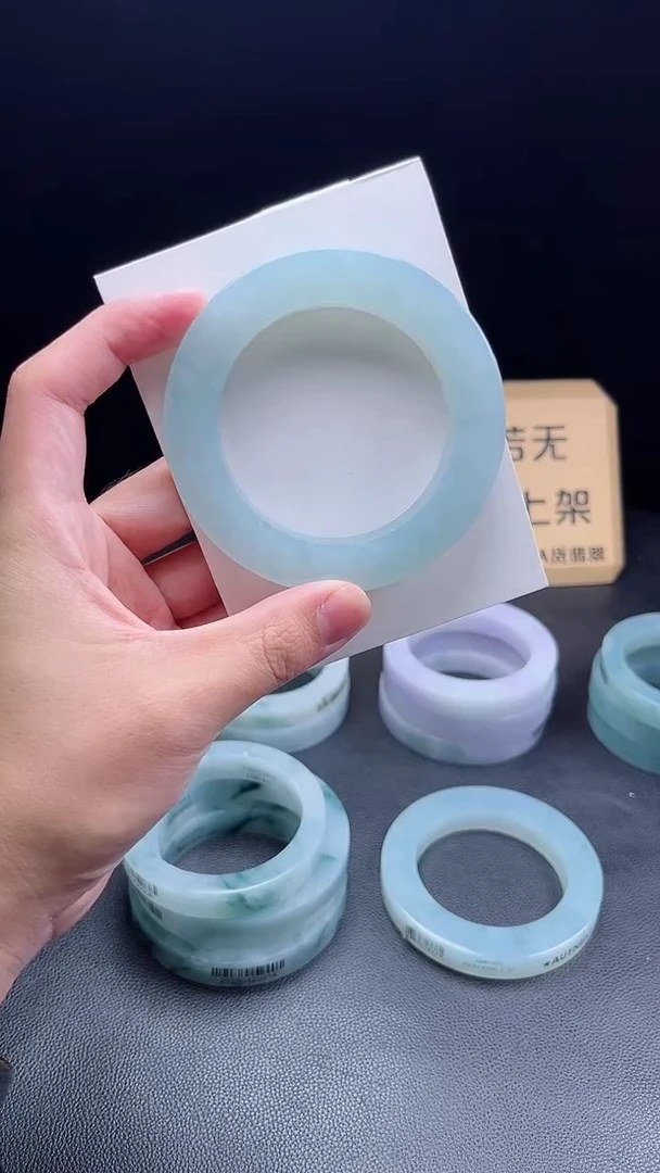 未镶嵌手镯定制翡翠竹**格定制