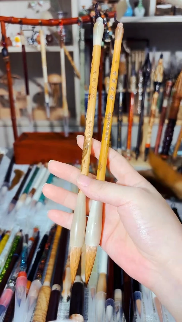 14号 福利黑香妃牛角纯狼毫出锋3.7两支到手（清水试笔）