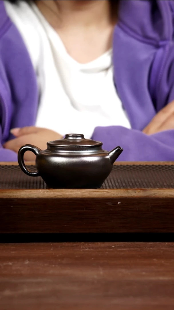 茶壶紫砂?****雨天青火痕烧巨轮珠190CC
