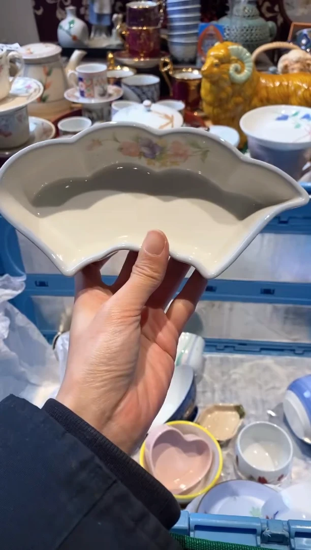 【闪购商品】瓷片瓷片哈哈哈哈哈哈哈哈哈