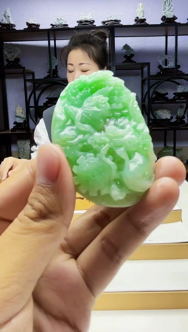 【闪购商品】定制翡翠未镶嵌毛货02170075