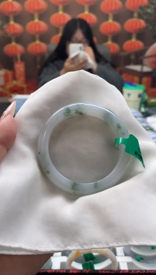 【闪购商品】翡翠手镯未镶嵌00003036