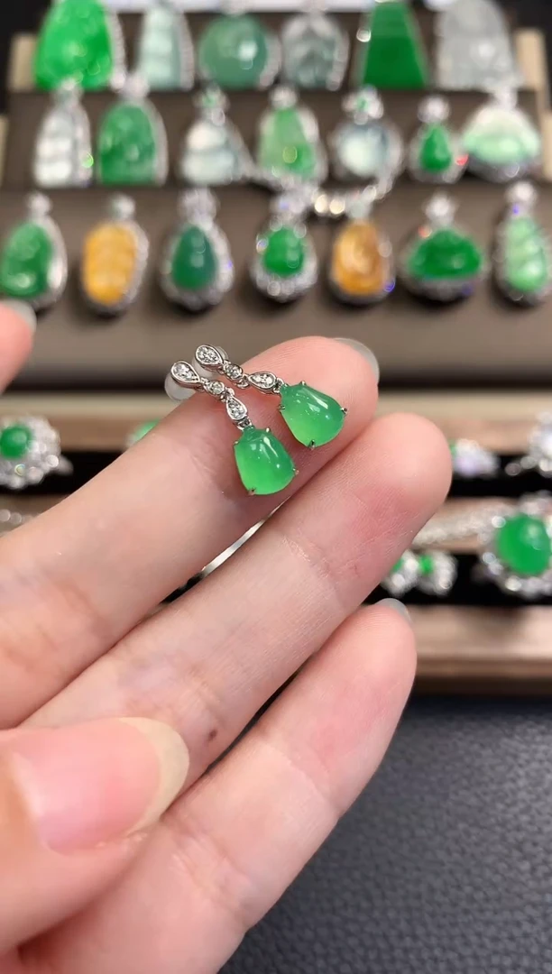 翡翠18K金镶嵌耳饰春日珠宝 C13