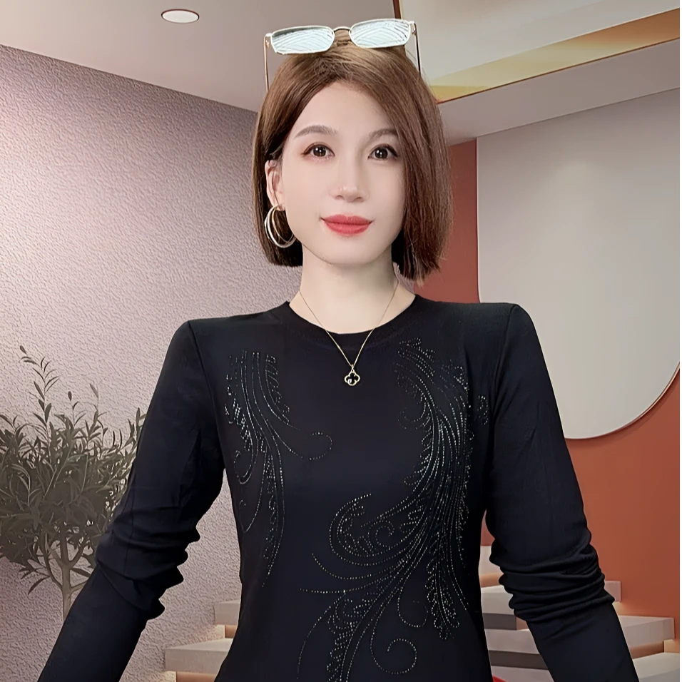 重工烫钻黑色打底衫女春秋2025秋装内搭女t恤长袖加厚磨毛棉上衣