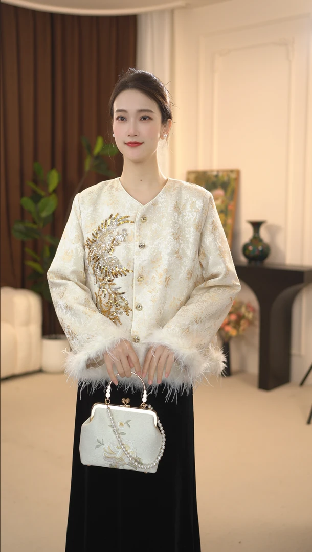 【富家千金】重工系列秋冬新中式国风圆领驼鸟毛袖口保暖外套