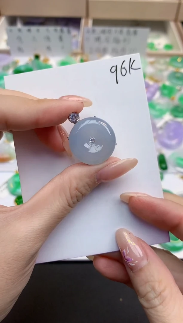 颈饰未镶嵌翡翠天然缅甸A货翡翠