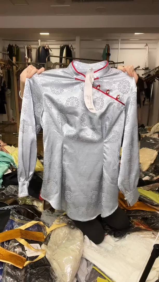 衬衣       L码        105-115斤