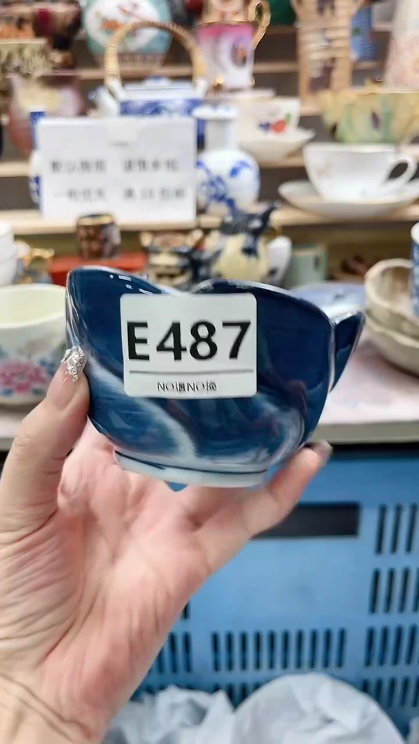 瓷片萌****)E487不退不换.感谢理解