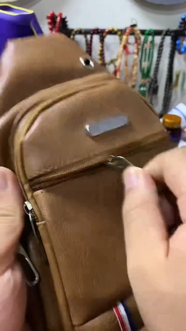 瓷片闪购商品 如图所示
